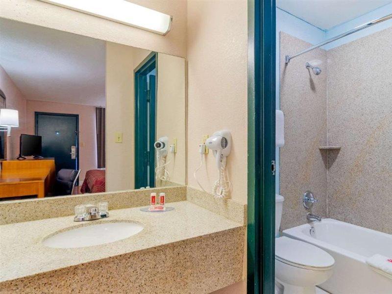 Lodge Econo
